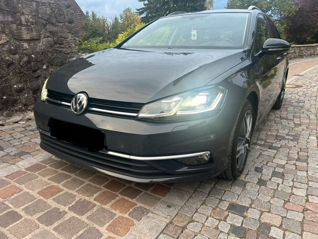 Image of Volkswagen Golf