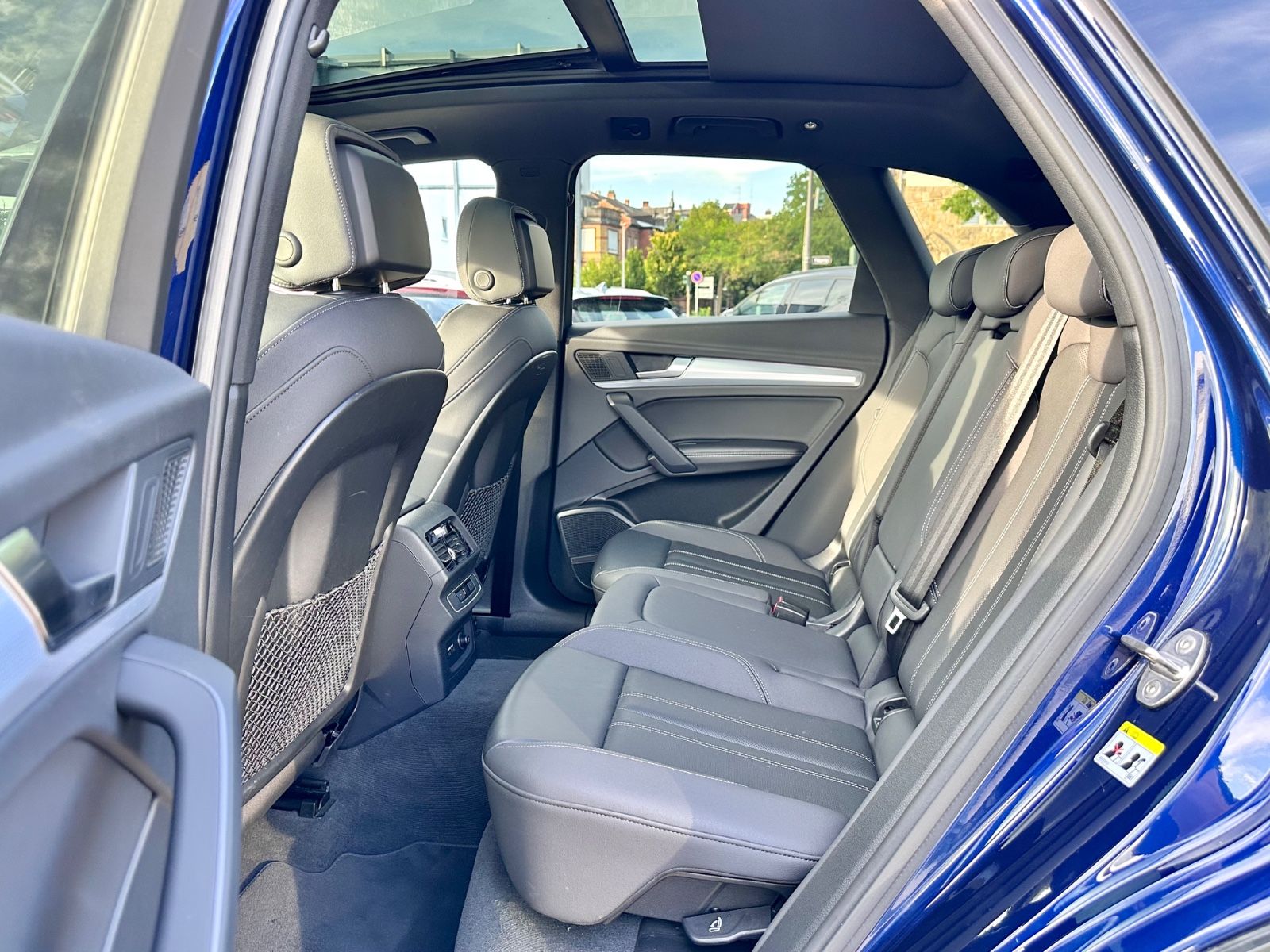 Fahrzeugabbildung Audi Q5 35 TDI *Pano+ACC+Matrix+HUD+360°+Keyless*
