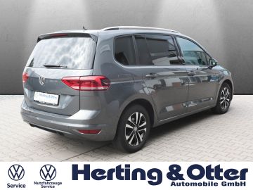 Volkswagen Touran - 4