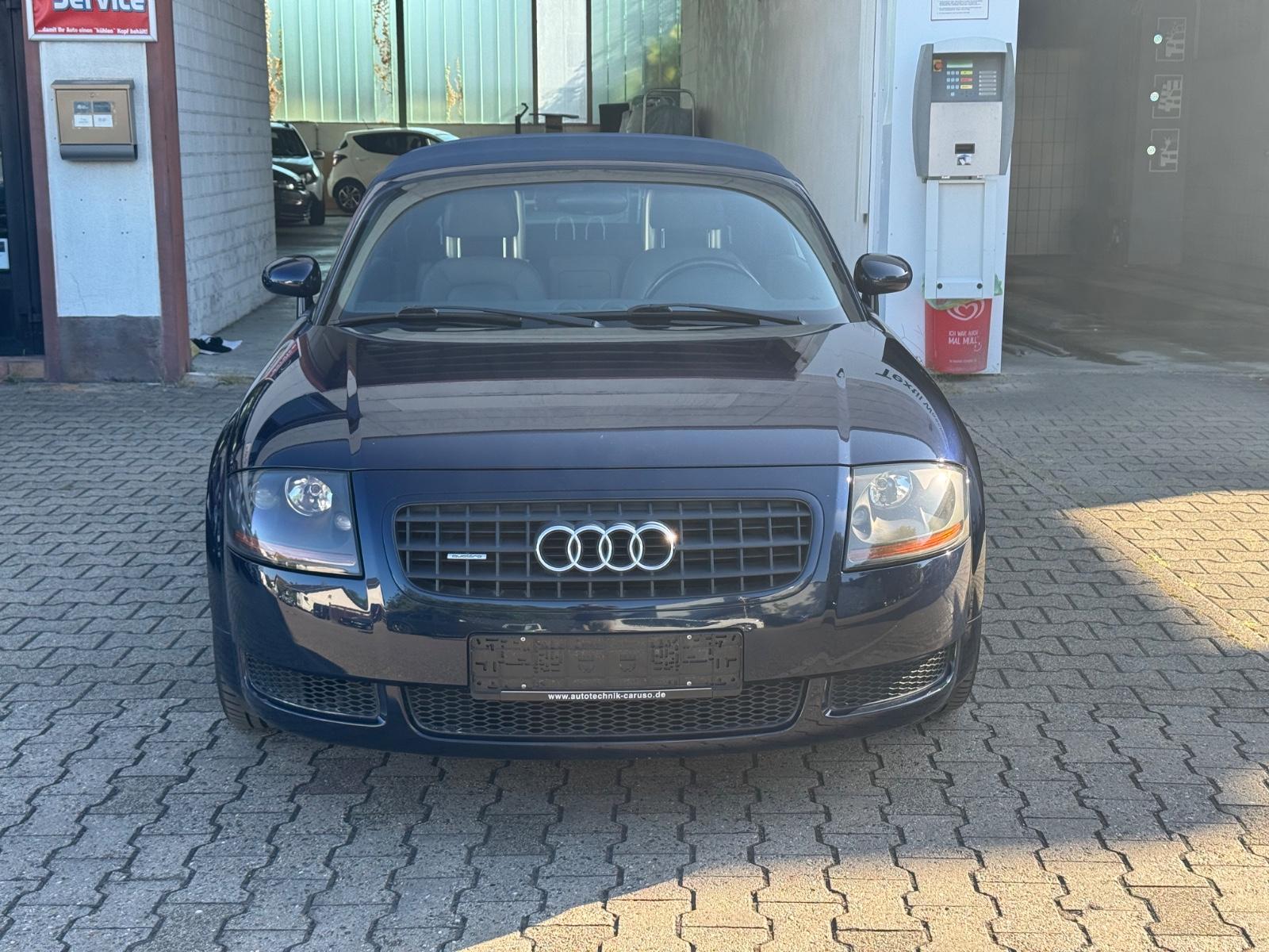 Audi TT Roadster 1.8T quattro 132 kW | S-line