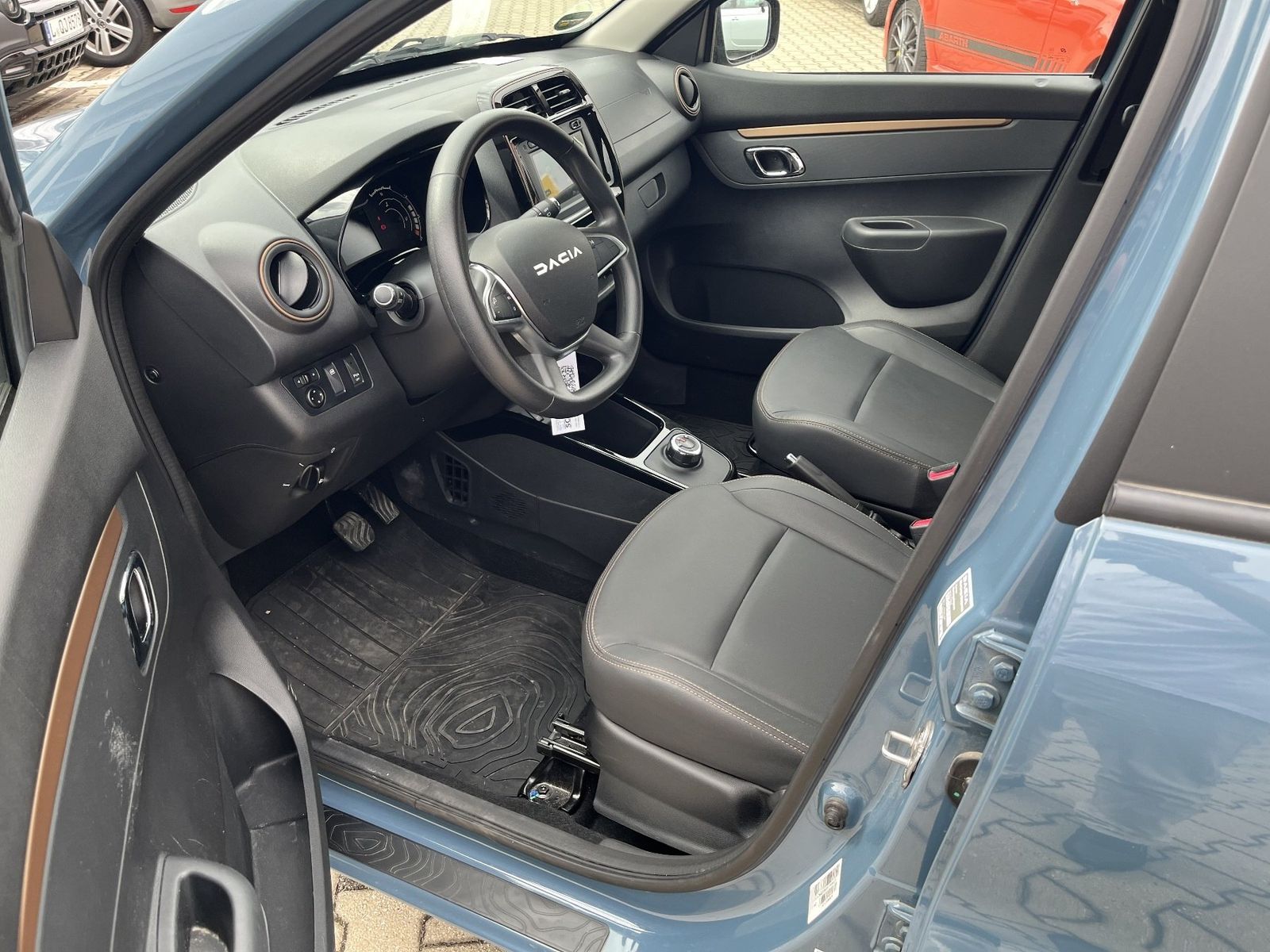 Dacia Spring - Bild 9