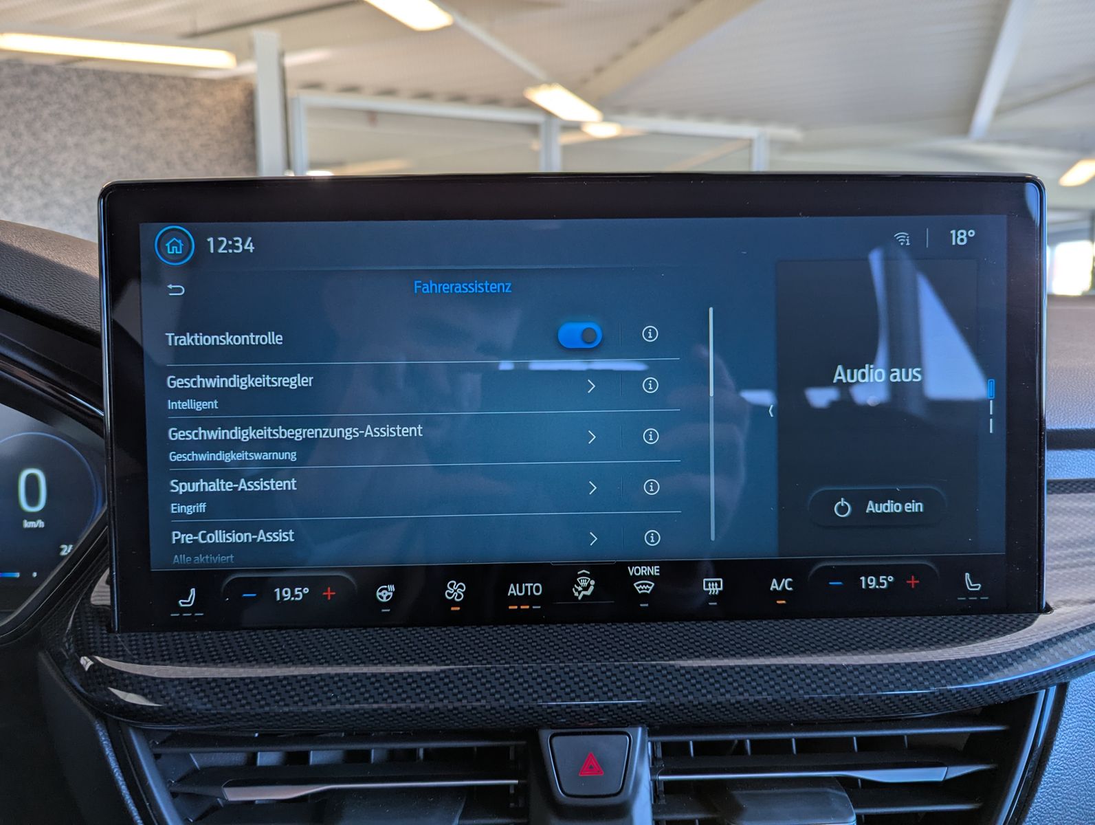 Fahrzeugabbildung Ford Focus 1.0 ST-Line X EB Matrix B&amp;O ACC Kamera 18"