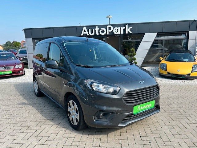 Ford Tourneo Courier Trend ***Top Zustand/PDC***