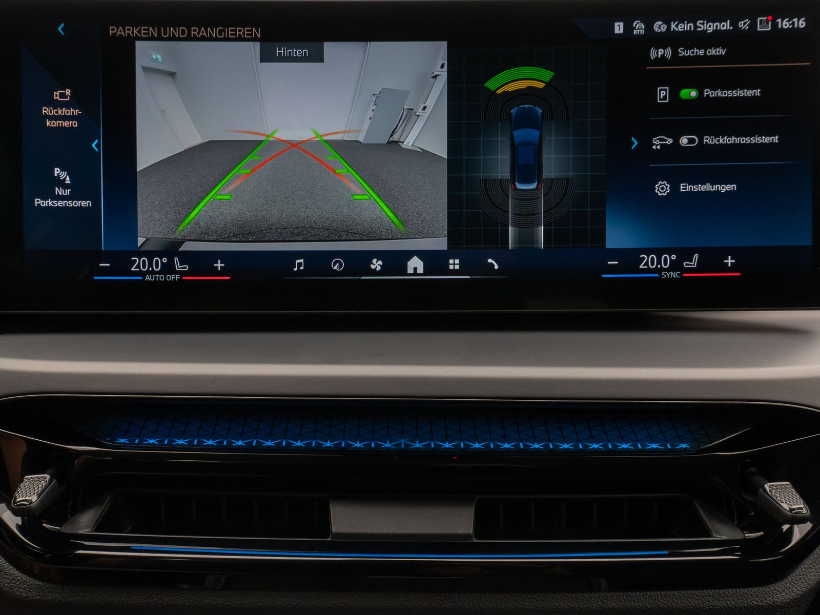 Fahrzeugabbildung BMW 318i Kamera DAB Widscreen Geschwindigkeitsreg