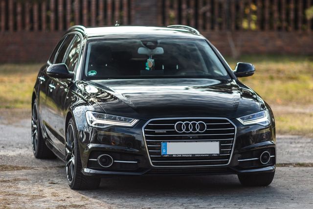 AUDI A6 Avant 3.0 TDI quattro virtual  TOP !! S-Line