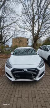 Hyundai i40 1.7 CRDi 104kW blue Premium DCT Premium - Hyundai i40 von privat