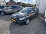 Hyundai i30 CW 1.4 Classic / Allwetter-Reifen / - Hyundai i30 aus 2010: Cw