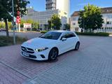 Mercedes-Benz A 220 4MATIC DCT - - Mercedes-Benz A 220 von privat