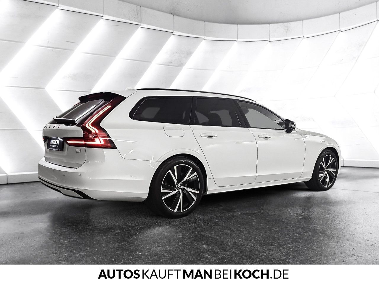 Volvo V90 T8 Recharge AWD R-Design ACC BLIS STHz AHK foto 5