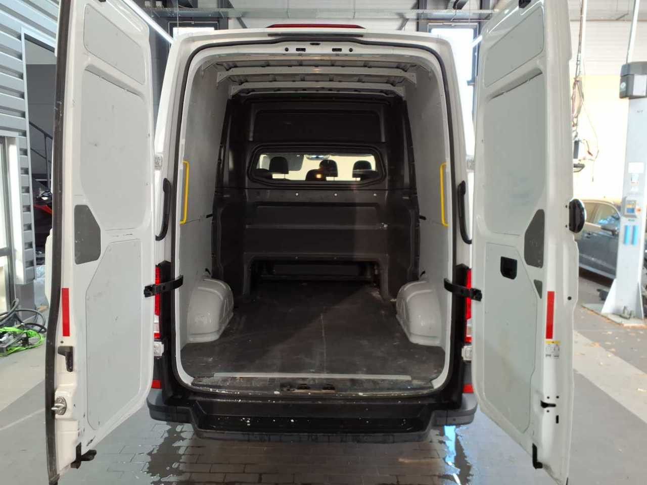 Volkswagen Crafter - Bild 11