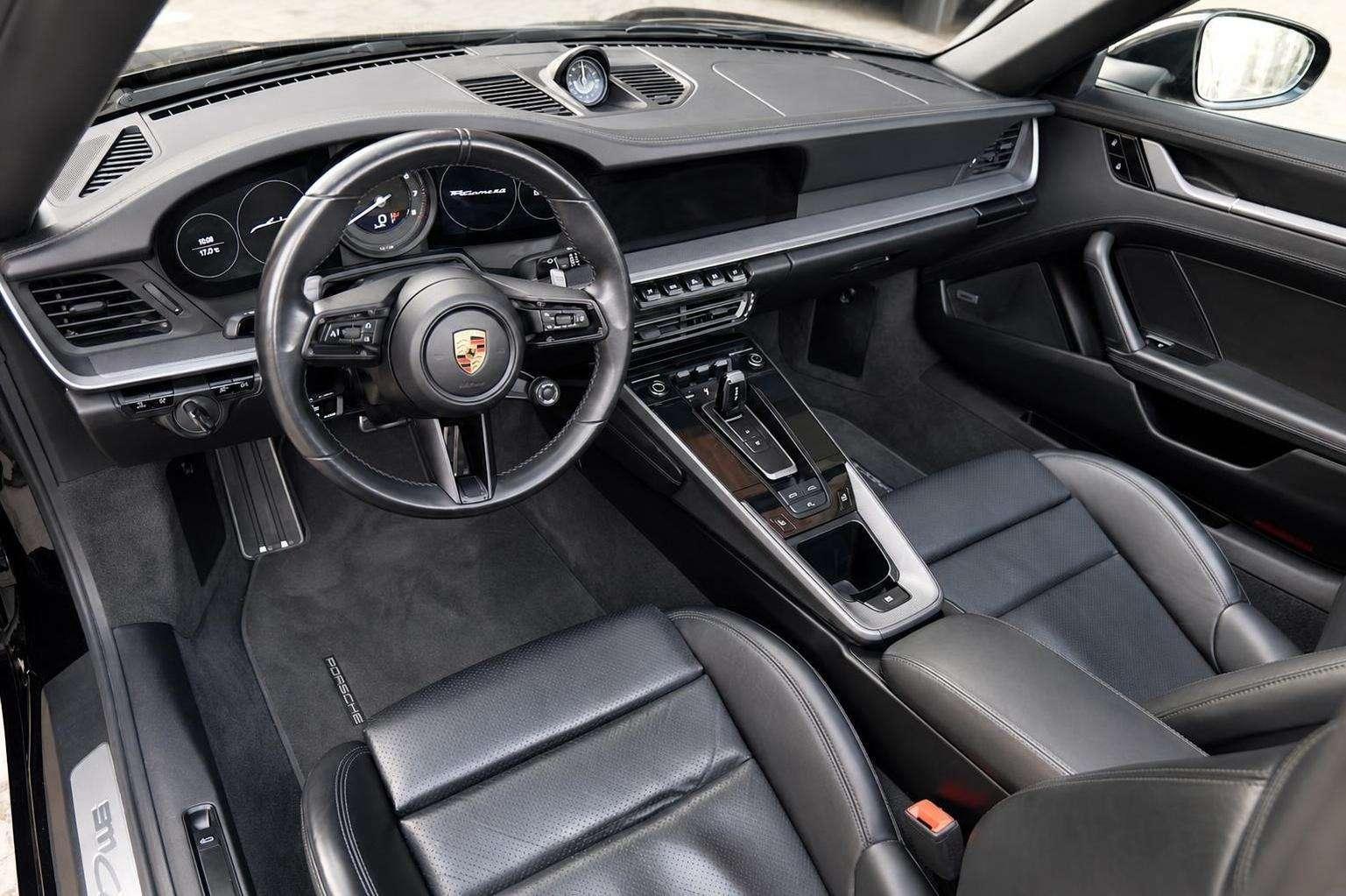 Porsche 992 911 (992) Carrera 4S Cabriolet   Lift   Spor