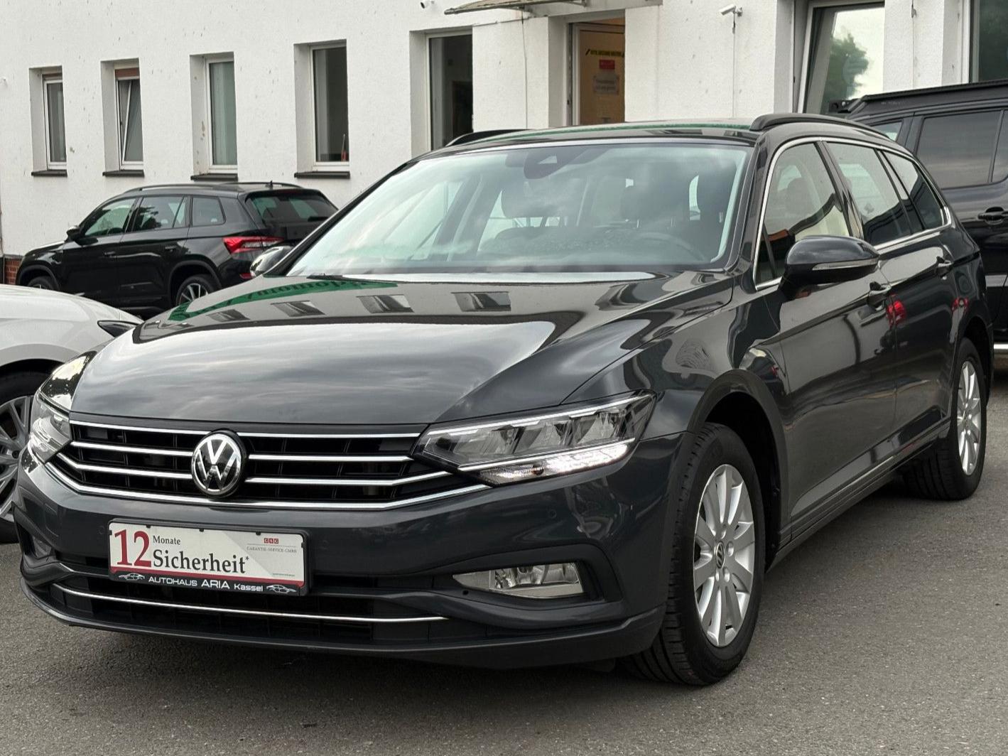 Volkswagen Passat 2.0 TDI Variant Business LED KAM ACC NAVI