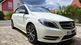 Mercedes-Benz 200 CDI B-Klasse AHK Diesel blue efficiency - Mercedes-Benz 200: 200d