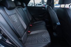 Fahrzeugabbildung Volkswagen T-Roc R-Line 4Motion* Black Style*