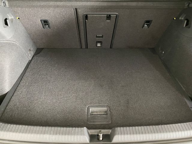 Golf VIII Style 1.5 TSI PANO+NAVI+KAMERA+SHZ