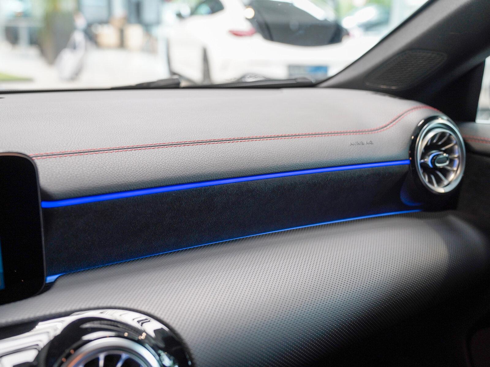 Mercedes-Benz CLA 180 SB AMG Line CarPlay Ambientebeleuchtung, миниатюра 22