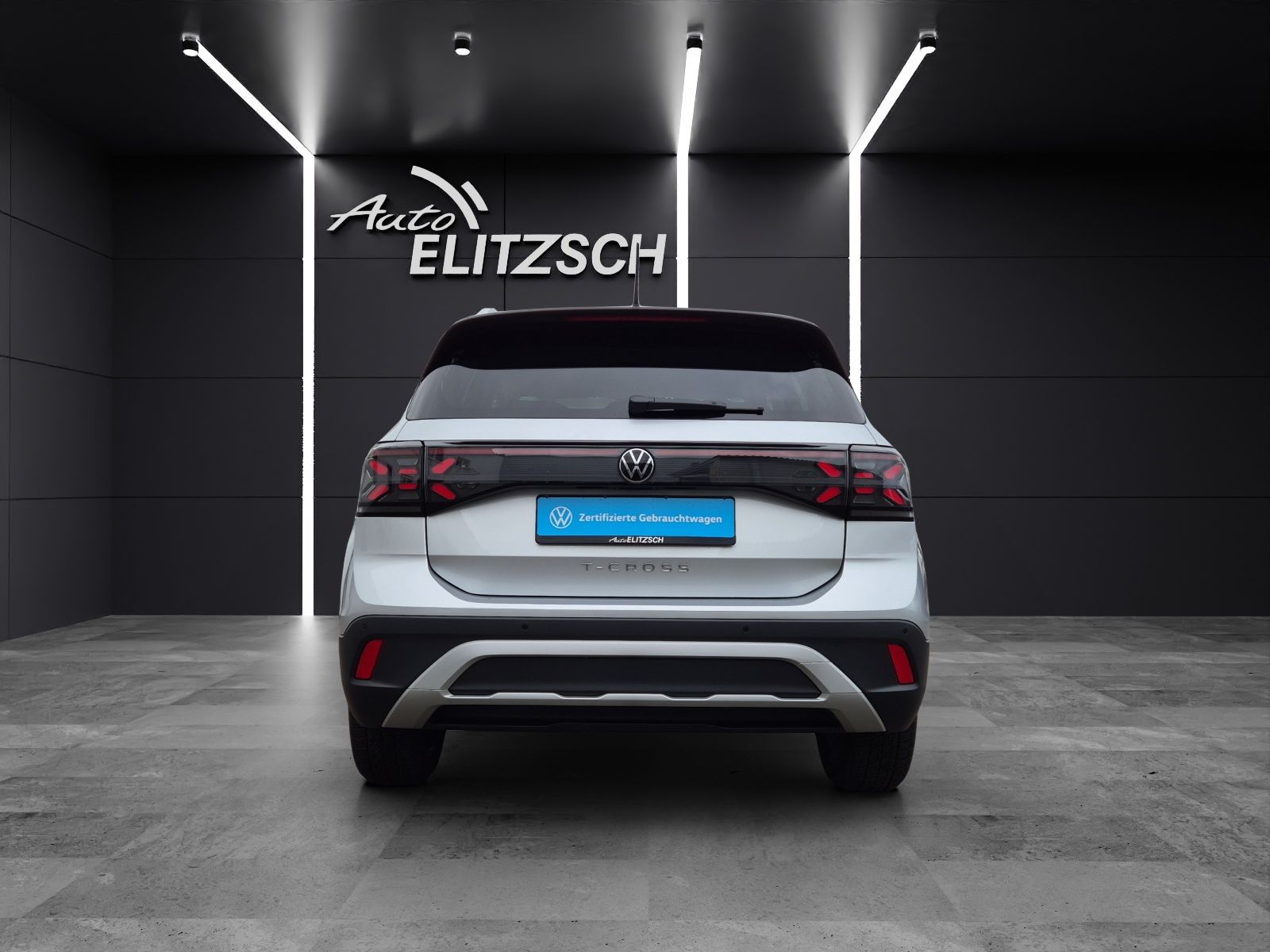 Fahrzeugabbildung Volkswagen T-Cross TSI Style Matrix Navi AID ACC PDC SH LM