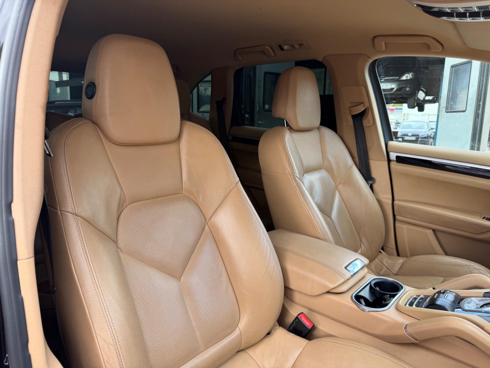 Porsche CAYENNE DIESEL TÜV NEU