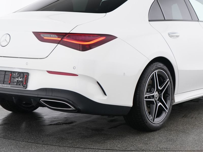 Fahrzeugabbildung Mercedes-Benz CLA 200 AMG Plus*Pano*HUD*Distro*AHK*Night*360°*