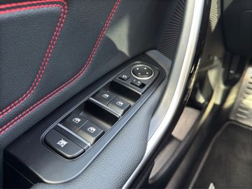 Kia ProCeed 1.6T DCT7 GT Navi Memory Kamera Glasdach