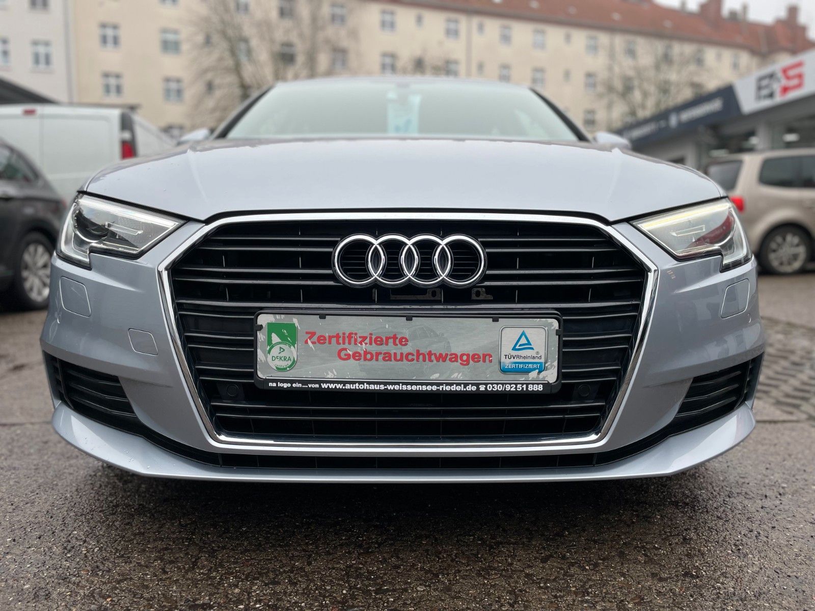 Audi A3 Sportback 1.6 TDI S-Tronic Navi Leder Xenon foto 2