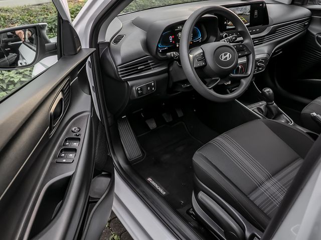 Hyundai i20 1.2 Select Spurhalteassistent Kamera Navi