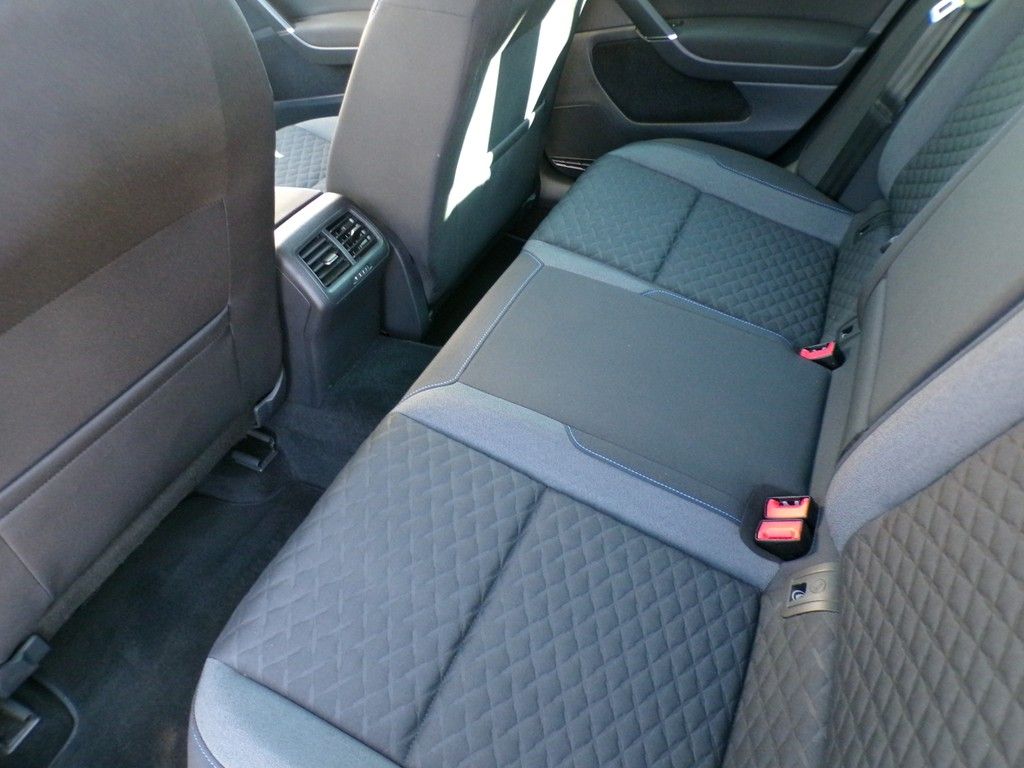 Fahrzeugabbildung Volkswagen Golf VII Variant 1.6 TDI DSG Join Start-Stopp