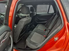 Fahrzeugabbildung X1 sDrive 18 i