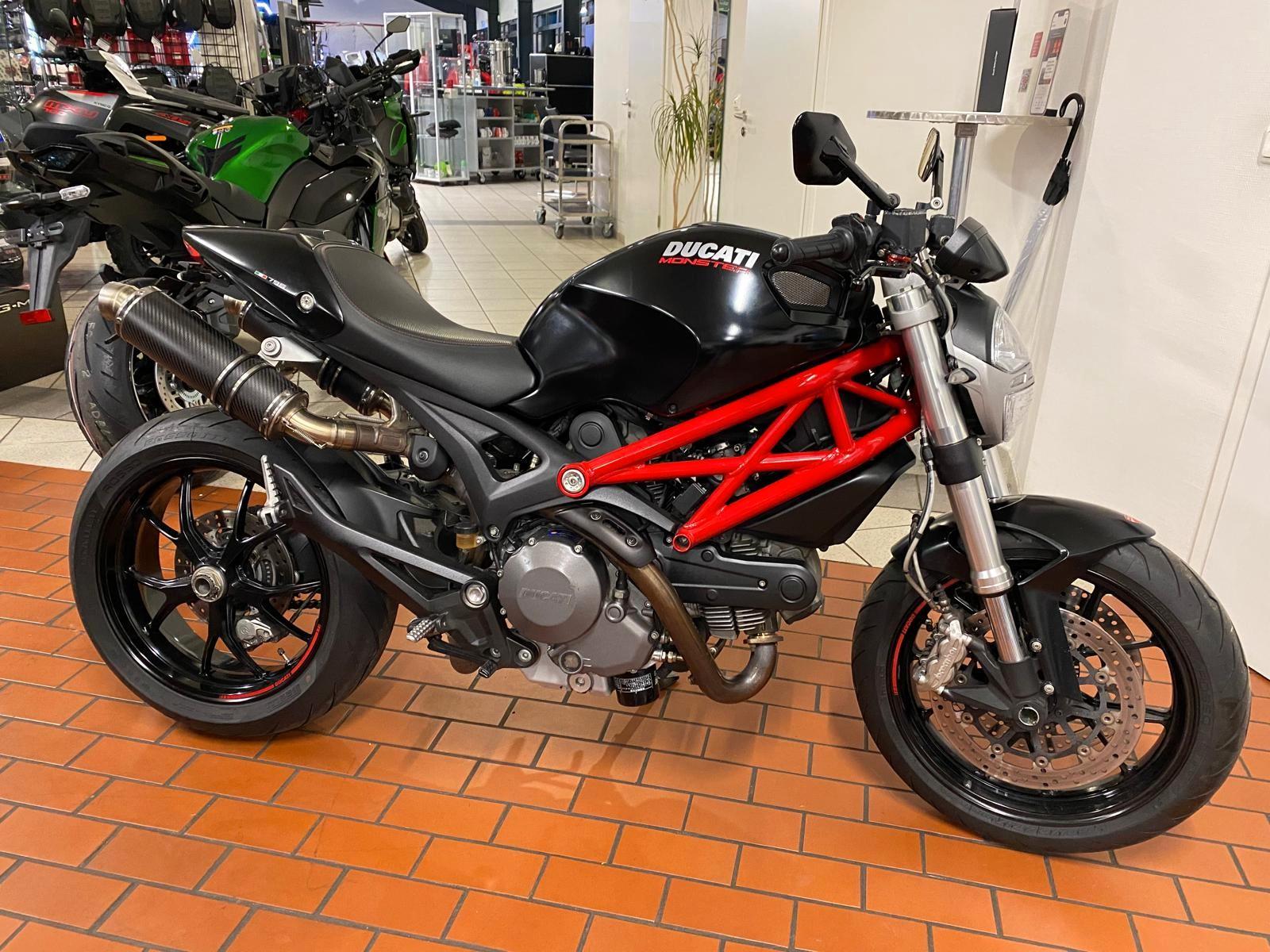 Ducati Monster 796 ABS  &  SC-Project