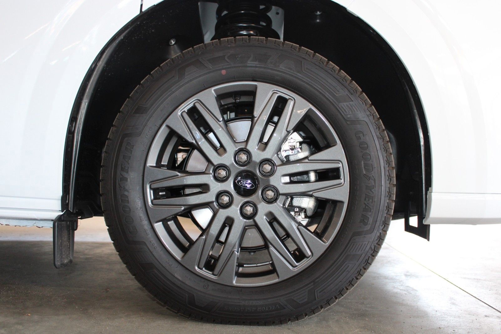 Fahrzeugabbildung Ford Tourneo Custom Titanium Automatik Technologie5