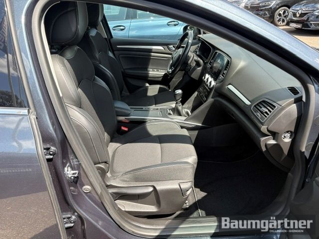 Fahrzeugabbildung Renault Megane Grandtour Intens Blue dCi 115 Winter-P. - mit KI generiert/bearbeitet