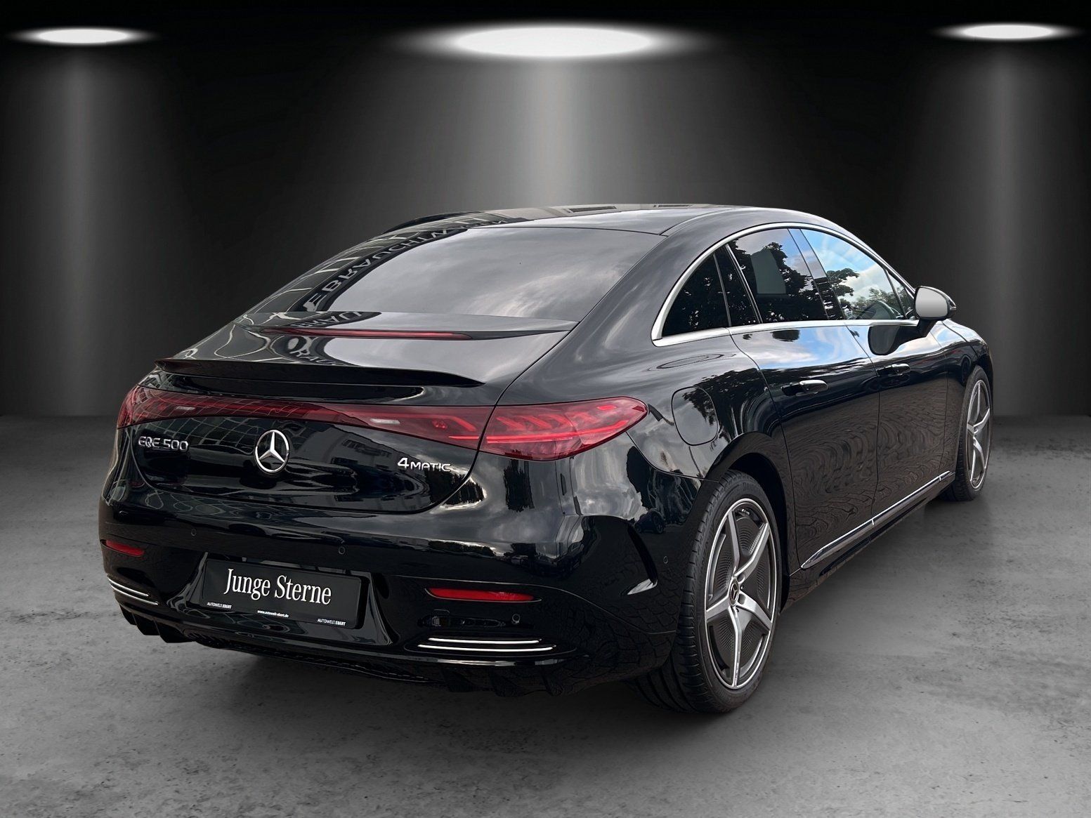 Fahrzeugabbildung Mercedes-Benz EQE500 AMG Prem DISTRO 22kw AIRMATIC 4,5°HAL AHK