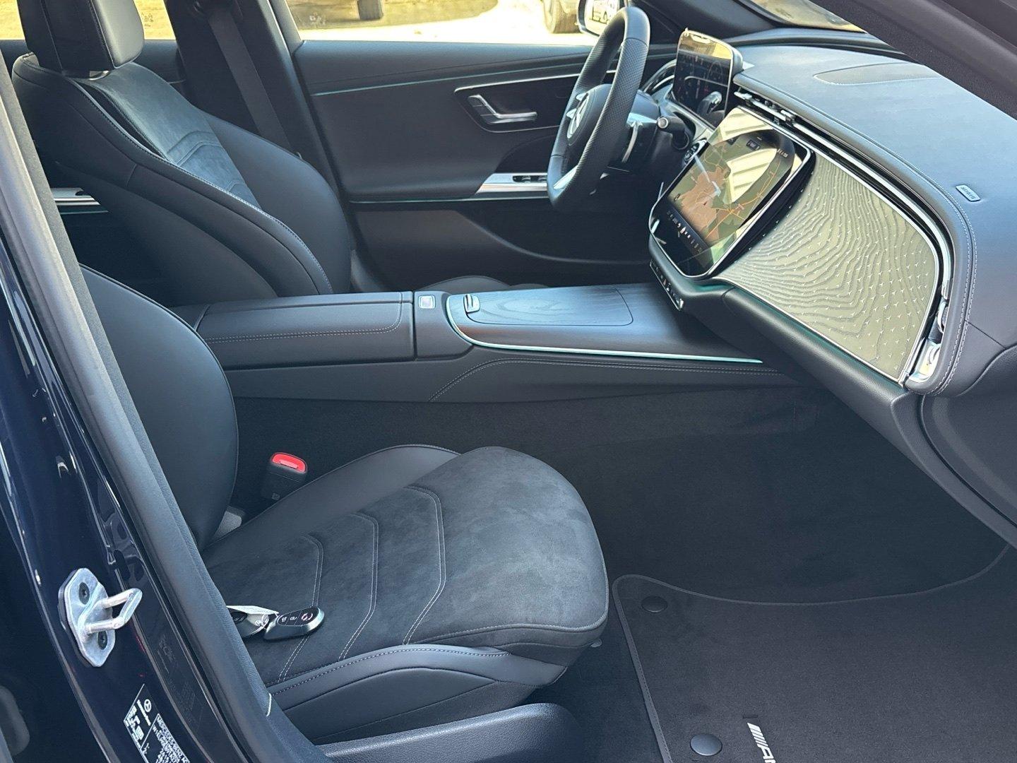 Mercedes-Benz E 220 d T AMG Night Digital-Light Totwinkel AHK