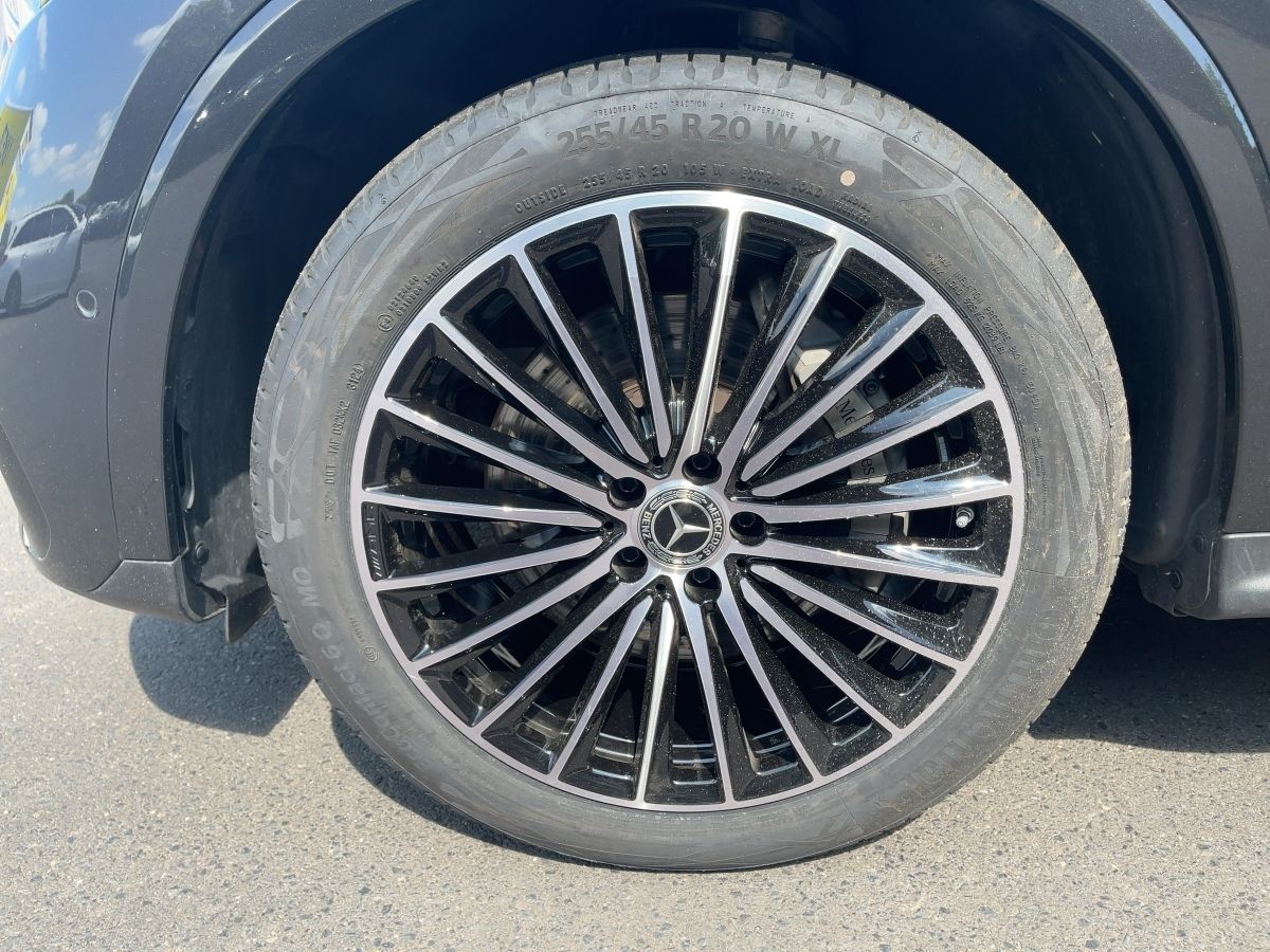 Fahrzeugabbildung Mercedes-Benz GLC 450 d 4M AMG/Night/360°/Digital-Light/AHK