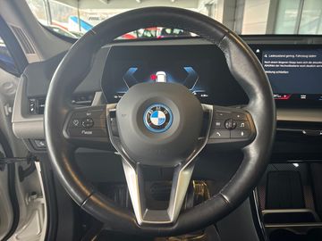 BMW iX1 xDrive30 DAB LED Komfortzg. Parkassistent