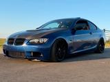 BMW E92 335i LCI - BMW 335 aus 2009: Coupe, 335i
