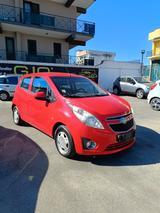 Chevrolet Spark 1.0 LS - rote Chevrolet Spark