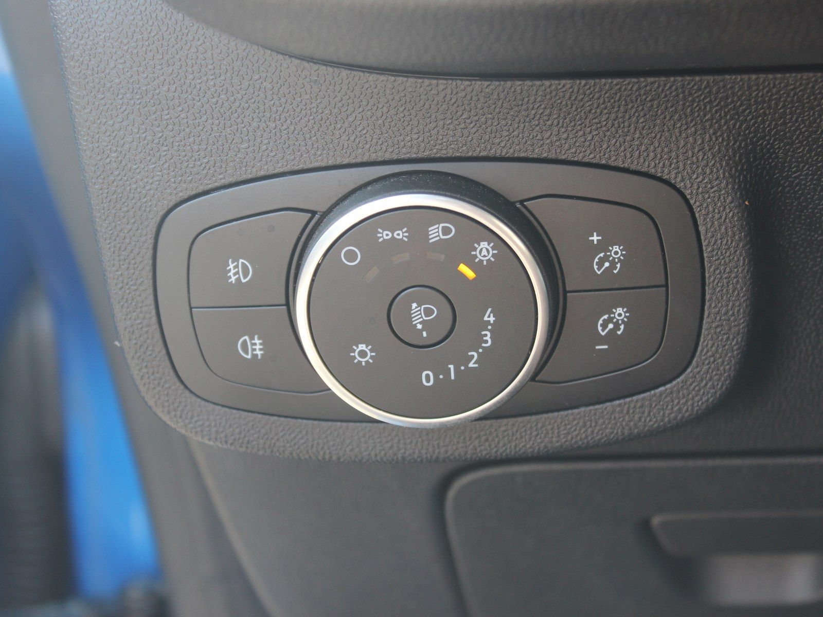 Fahrzeugabbildung Ford Fiesta Cool & Connect 1,0 EcoBoost Start/Stopp