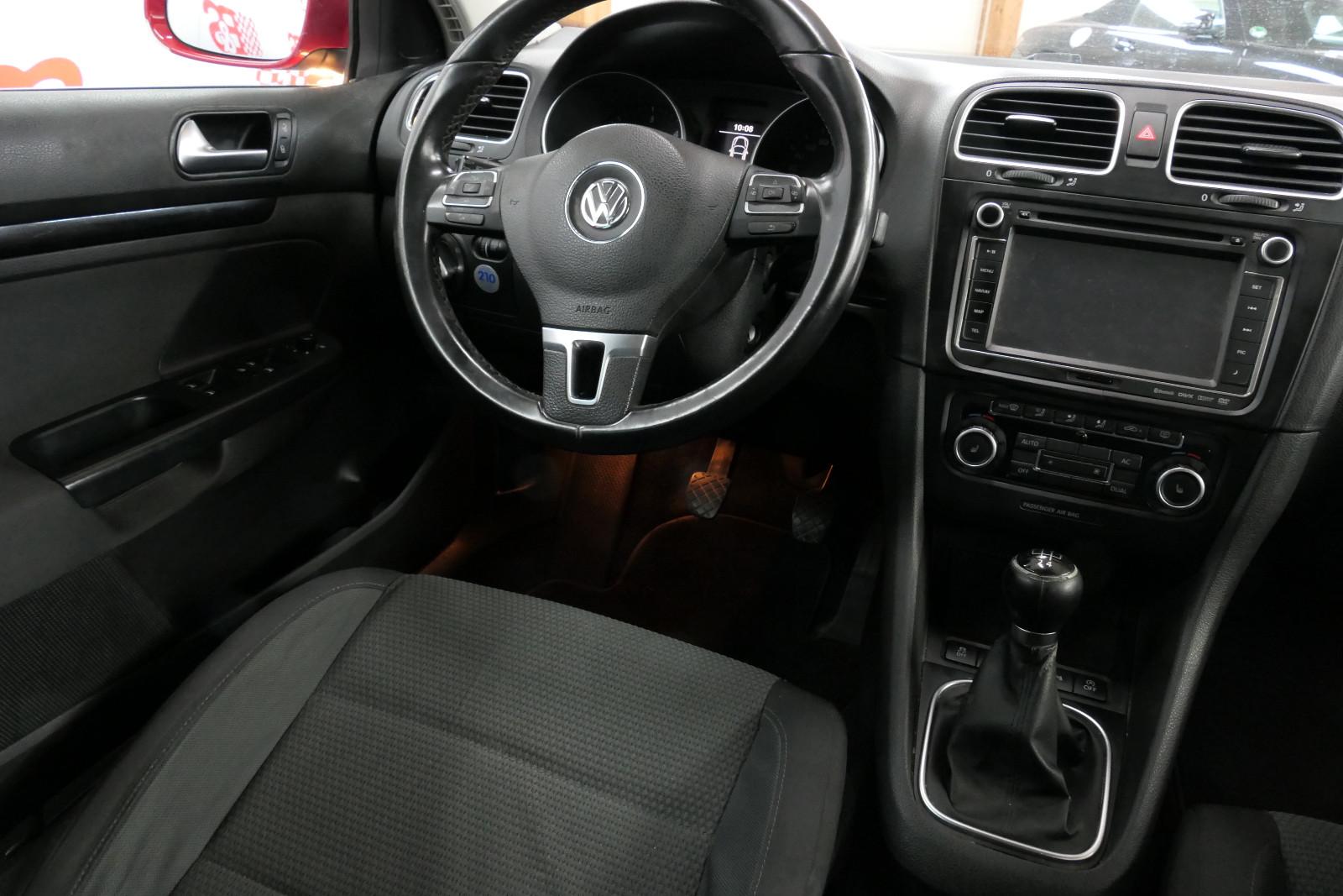 Volkswagen Golf 2011 — photo 14