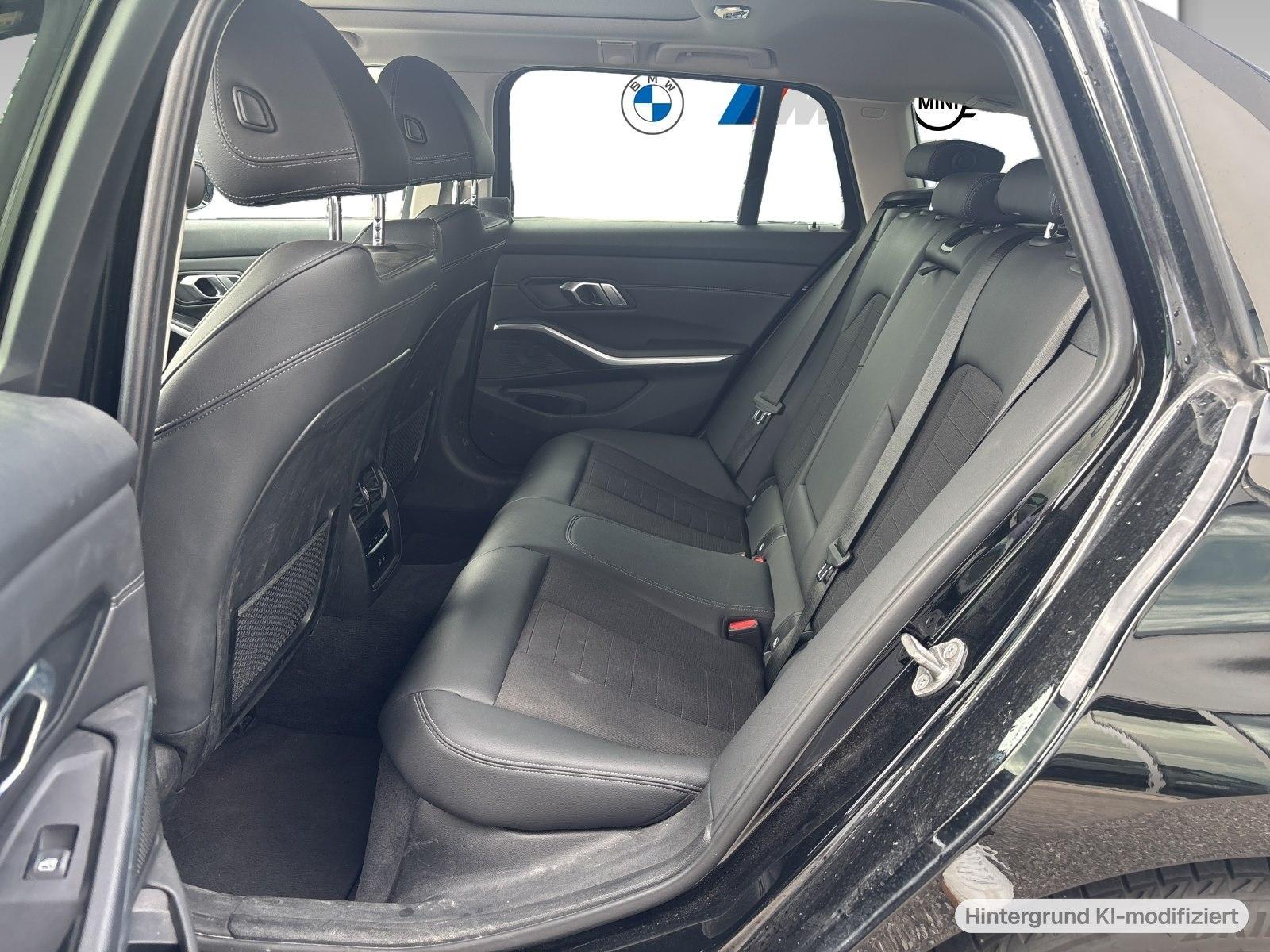 BMW 330i SHZ PDC PANO