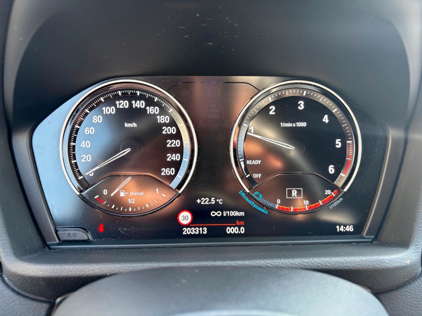 Fahrzeugabbildung BMW X1 sDrive18d Aut. Navi Leder M SPORTLENKRAD 1.HD