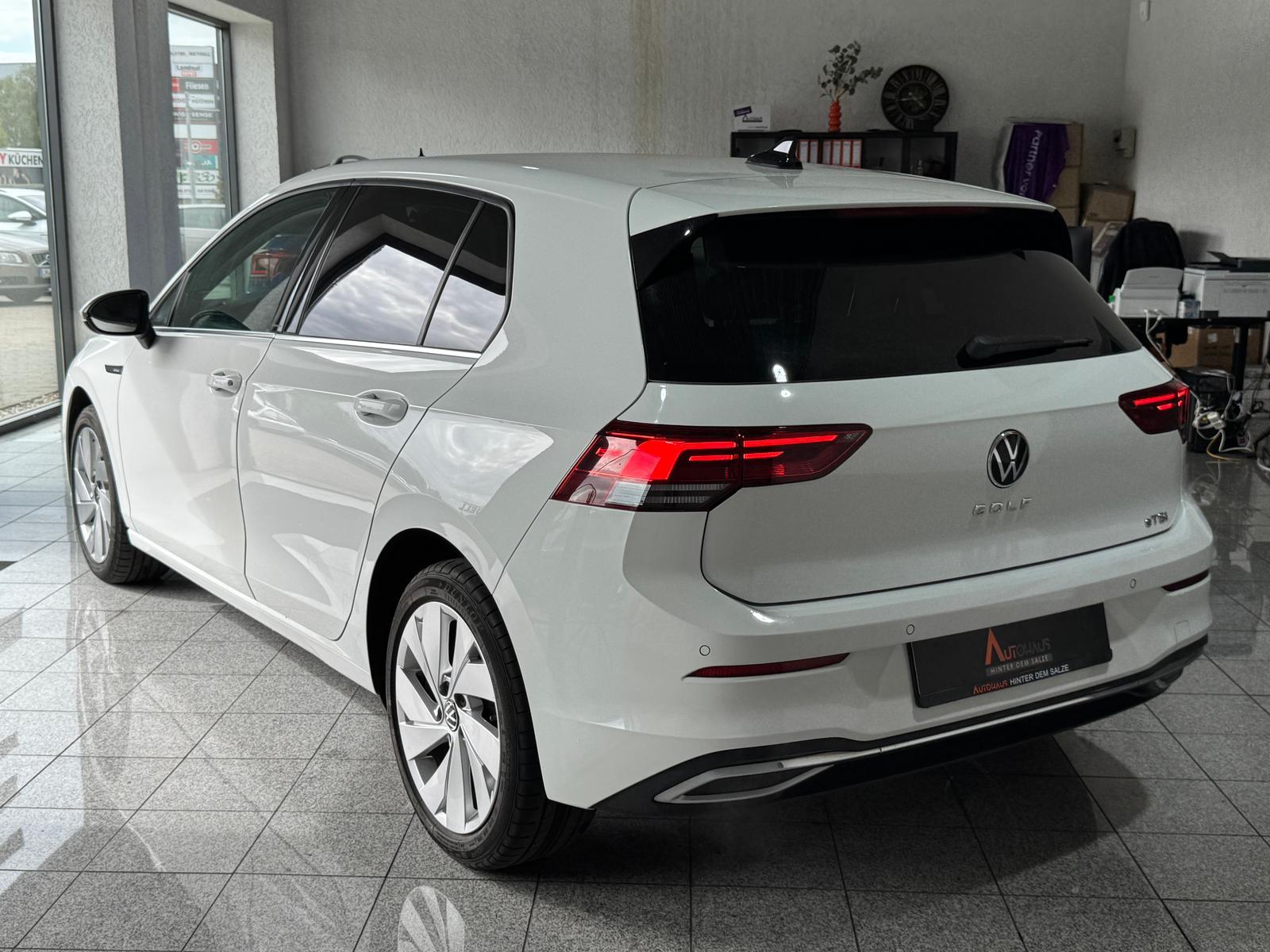 Volkswagen Golf Style eTSI 1.5 LED/ACC/SZHG/MEMORY/MASSAG, миниатюра 8