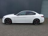 Alfa Romeo Giulia 2.2d JTDM Veloce Q4 NAVI+PANO+ALLRAD+LEDE - Alfa Romeo: Veloce