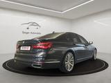 BMW 750i Massage Cam Sch Shz Navi - BMW 7er Reihe mit Benzin-Antrieb: Limousine