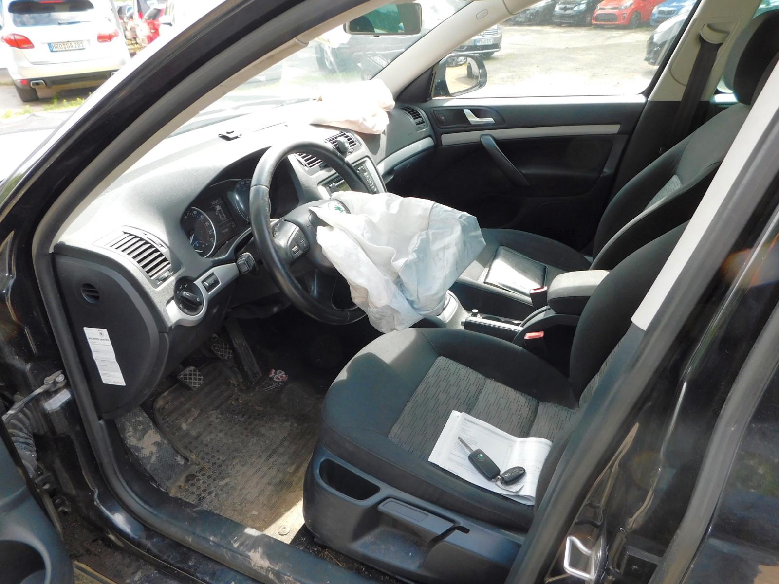 Skoda Octavia 2013 — photo 9