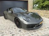 Porsche 992 Targa 4 GTS - Porsche 992: Grün, Cabrio