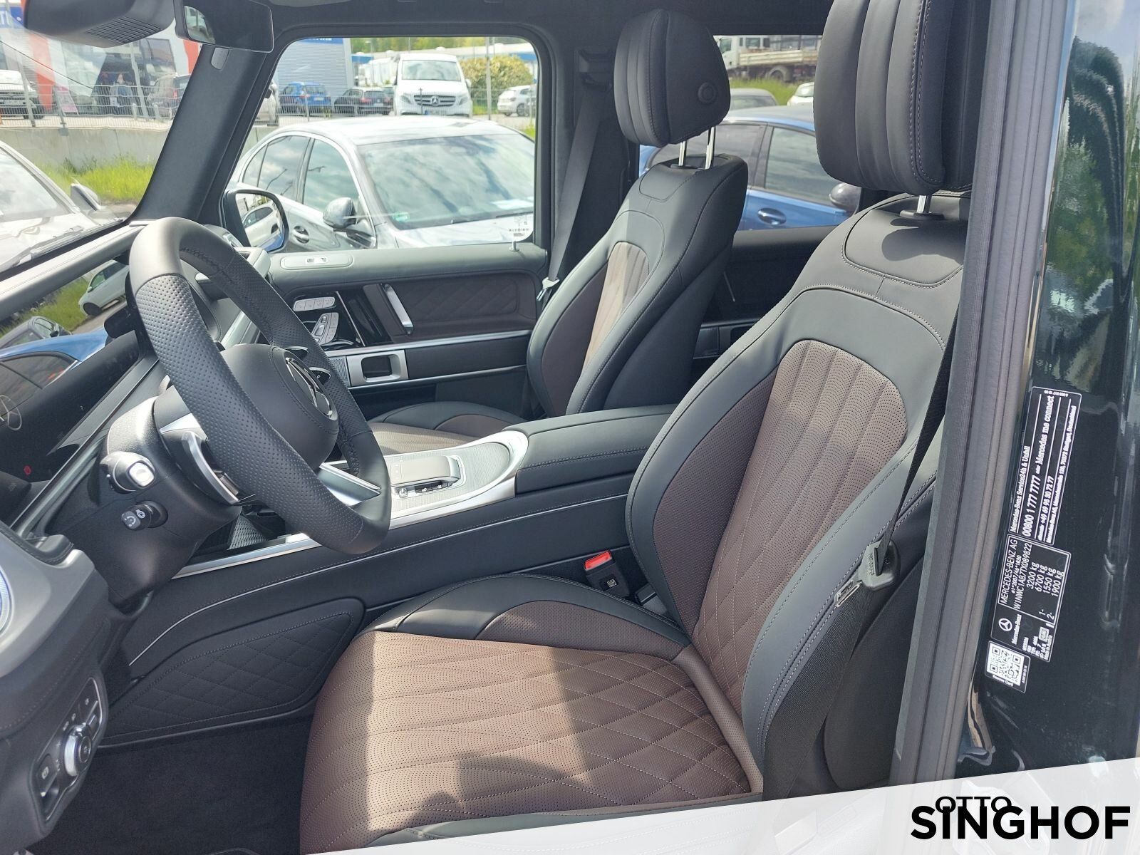 Fahrzeugabbildung Mercedes-Benz G 450 d AMG +Superior+AHK+Night+dyn.LED+360°+