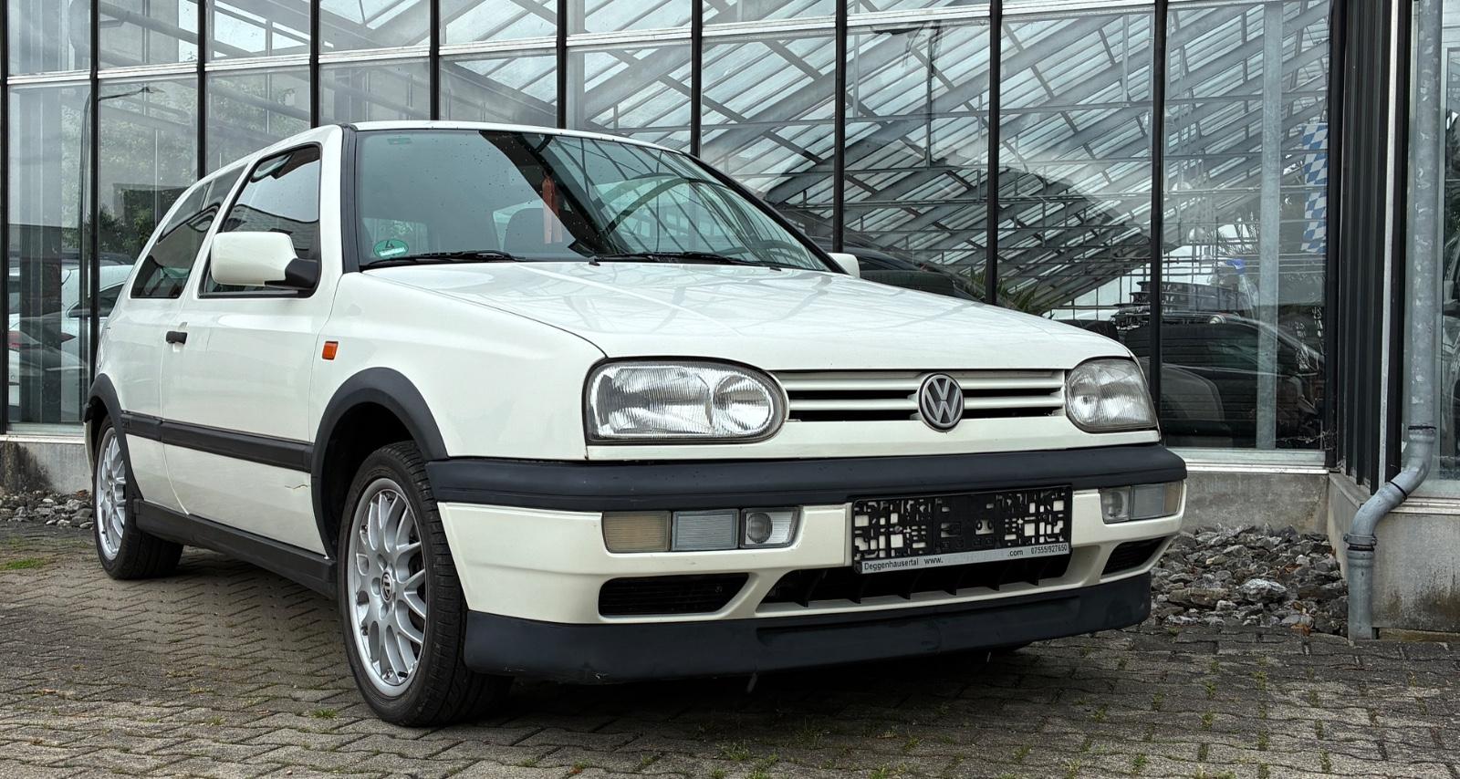Volkswagen Golf GTI 3-türig 8x Alu TÜV bis 11/2027
