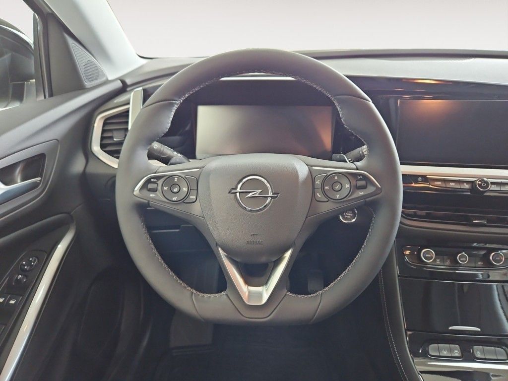 Fahrzeugabbildung Opel Grandland 1.2 Automatik GS Sitzheiz. LED-Matrix