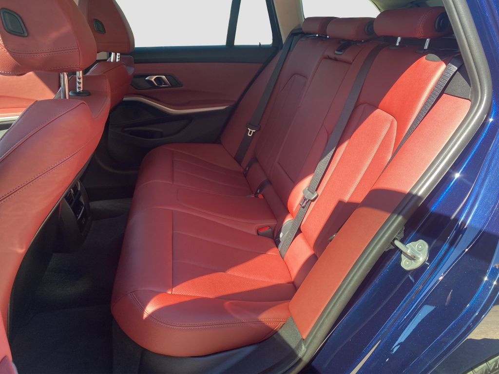 BMW 3 Series 2024